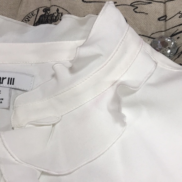 🎁 Bar III Trendy Plus Size Ruffled Button-Up Blouse - Picture 5 of 9